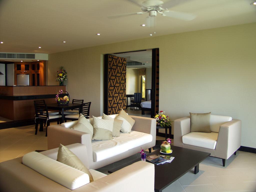 Aspasia Phuket Ката-Бич Экстерьер фото