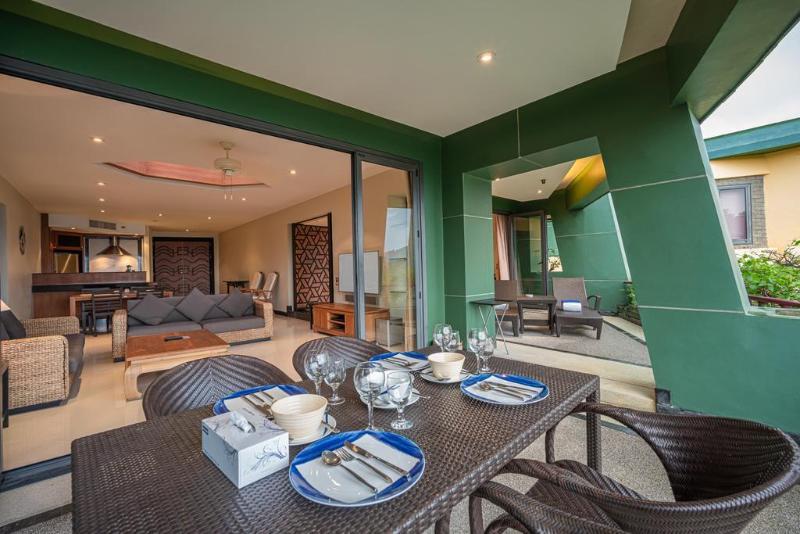 Aspasia Phuket Ката-Бич Экстерьер фото